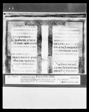 Evangeliar aus Saint-Médard in Soisson — Evangeliar aus Saint-Médard in Soisson, Folio 24 rectoTextblatt