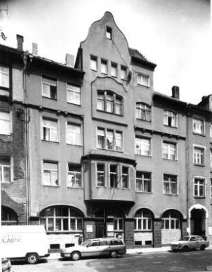 Meißen-Altstadt, Martinstraße 5. Wohnhaus mit Laden (um 1905). Straßenansicht