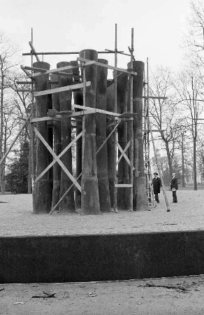 Wasserwand im Schloßgarten, angelegt für die Bundesgartenschau 1967.
