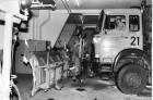 Autobahnmeisterei - Gehöft Ulm-Dornstadt Montage des Räumschildes