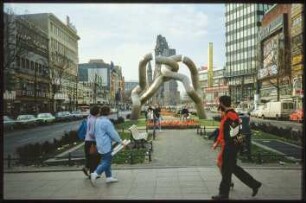 Blick entlang der Tauentzienstraße