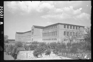 Warburg: Konservenfabrik, Gesamtansicht von Süden