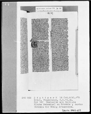 Lateinische Taschenbibel — Initiale V (erba Nehemiae), darin Nehemias vor Ataxerxes, Folio 167recto