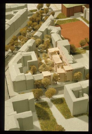 Diapositive: Köpenicker Str. 190-193, 1982