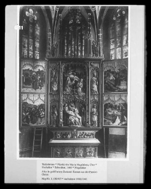 Hochaltar — Altar in geöffnetem Zustand: Szenen aus der Passion Christi