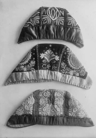 Stülpchen und Schleier der Marburger Tracht