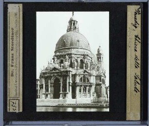 Venedig, S. Maria della Salute : Hauptportal, vom Canale Grande aus