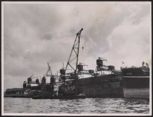 Kräne am Hamburger Hafen