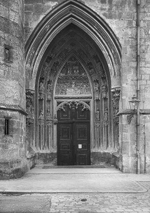 Eichstätt, Dom : Eichstätt. Dom. Nord-Portal mit Marientod und Marienkrönung