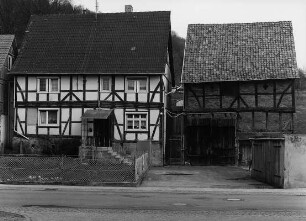 Waldkappel, Amselweg 8