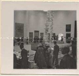 Paris, Weltausstellung, Finnischer Pavillon, Innenansicht