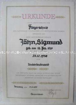 Ernennungsurkunde zum Unterleutnant für Siegmund Jähn