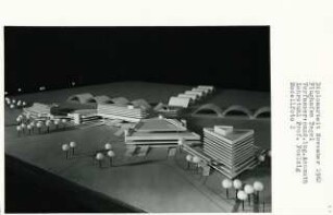 Flughafen Tegel, Berlin-Reinickendorf (Diplomarbeit bei Peter Poelzig): Modellfoto