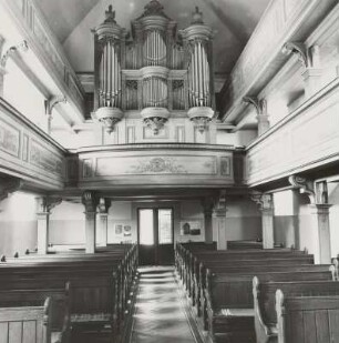 Zweimanualige Orgel