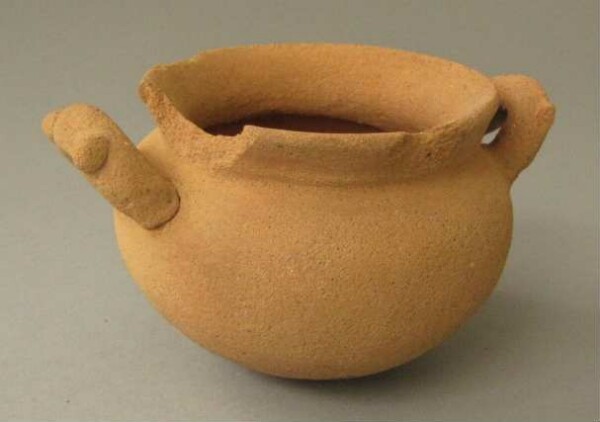 Clay vessel