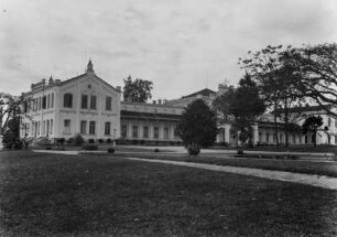 Landwirtschaftliche Hochschule : Das Hauptgebäude der landwirtschaftlichen Hochschule in Piracicaba.