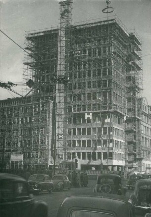 Degussa-Hochhaus und Mainbau, 1952-1953