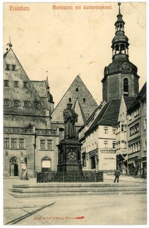Eisleben. Marktplatz mit Lutherdenkmal