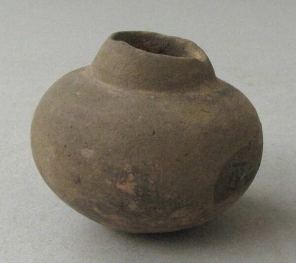 Clay vessel