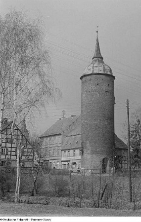 Ansicht des Roten Turms in Luckau