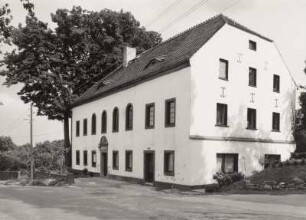Mobschatz-Merbitz, Merbitzer Ring 12. Wohnhaus (ehem. Gasthof "Merbitz", bez. 1848)