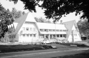 Ilinesti: Motel