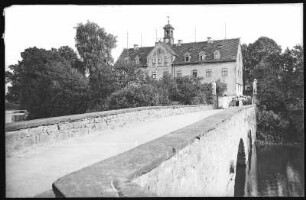 Grillenburg. Jagdschloss
