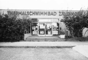 Freiburg im Breisgau: Besetztes Thermalbad in Zähringen