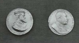 Medaille rechts: Johann Friedrich, Kurfürst von Sachsen, Medaille links: Kaiser Karl V.