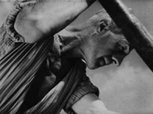 Szene aus dem DEFA-Dokumentarfilm "Dresden": Arbeiter