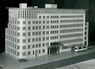 VDO Tachometer Werke - Gräfstraße 103, Frankfurt am Main, 1954-1960