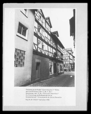 Wohn- und Geschäftshaus Café