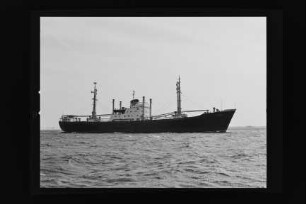 Candia ex Esperanza (1955), Frachtschiff (reefer), Christian F. Ahrenkiel, Hamburg , Bau-Nr. 459