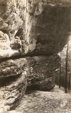 Rauenstein. Alaunausblühungen und Gipsrinden