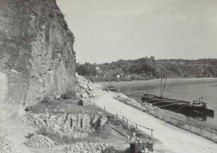 Diesbar, Granitbrüche am Elbufer : Elbtal unterhalb Meißen. Granitbrüche am Elbufer bei Diesbar-Seußlitz