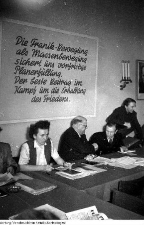 Dresden. VEB Bau-Union Dresden, Franik - Bewegung, April 1952