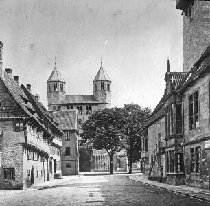 Bad Gandersheim, Münsterkirche, von Westen