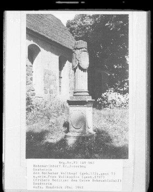 Grabstein des Balthasar Wollkopf und seiner Frau