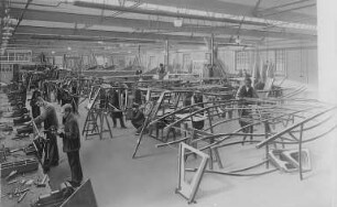 Rumpfbau und Innenmontage (Rumpler-Werke) : Technikgeschichte | Maschinenbau | Verkehrswesen | Luftfahrzeuge | Flugzeuge