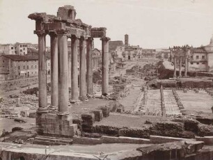 Forum Romanum mit Kapitol im Hintergrund in Rom
