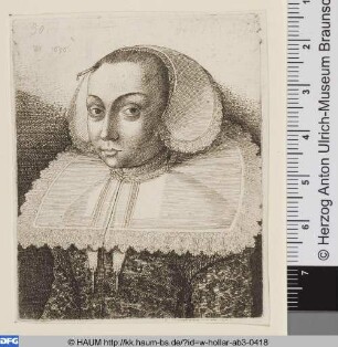 Brustbild einer Frau mit Stirnnadel und Scheibenkragen