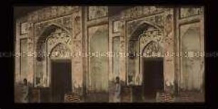 Eingang zum öffentlichen Badehaus in Rasht