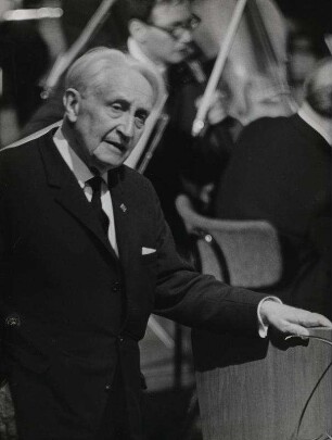 [Carl Ebert]