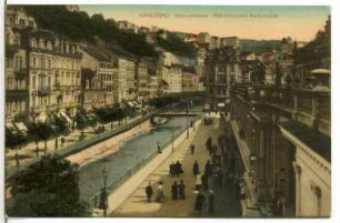 Karlsbad. Kreuzgasse und Mühlbrunn-Kolonnade am Mühlbrunn-Quai