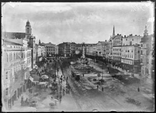 Österreich, Linz. Hauptplatz mit Dreifaltigkeitssäule