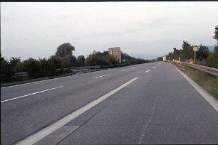 Einfahrt Ost zu Hauptfahrbahn Ost (Basel Richtung Karlsruhe)