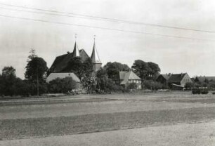 Samtgemeinde Bardowick. Bardowick. Dorfteilansicht mit Dom (14. Jh.)