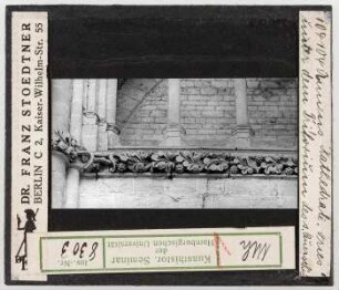 Amiens, Kathedrale: Querschiff, Fries unter dem Triforium (Stoedtner-Nr. 104104)