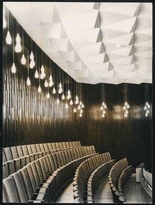 Stadttheater, Krefeld: Zuschauerraum, Rang