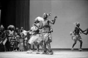 Basel: Zaire, Tanzgruppen